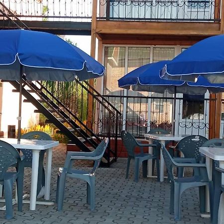 Гостевой Дом Байтик Hotel Bosteri Ngoại thất bức ảnh
