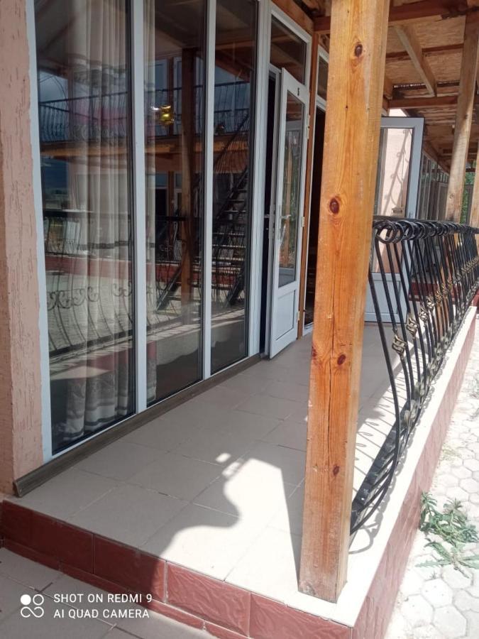 Гостевой Дом Байтик Hotel Bosteri Ngoại thất bức ảnh