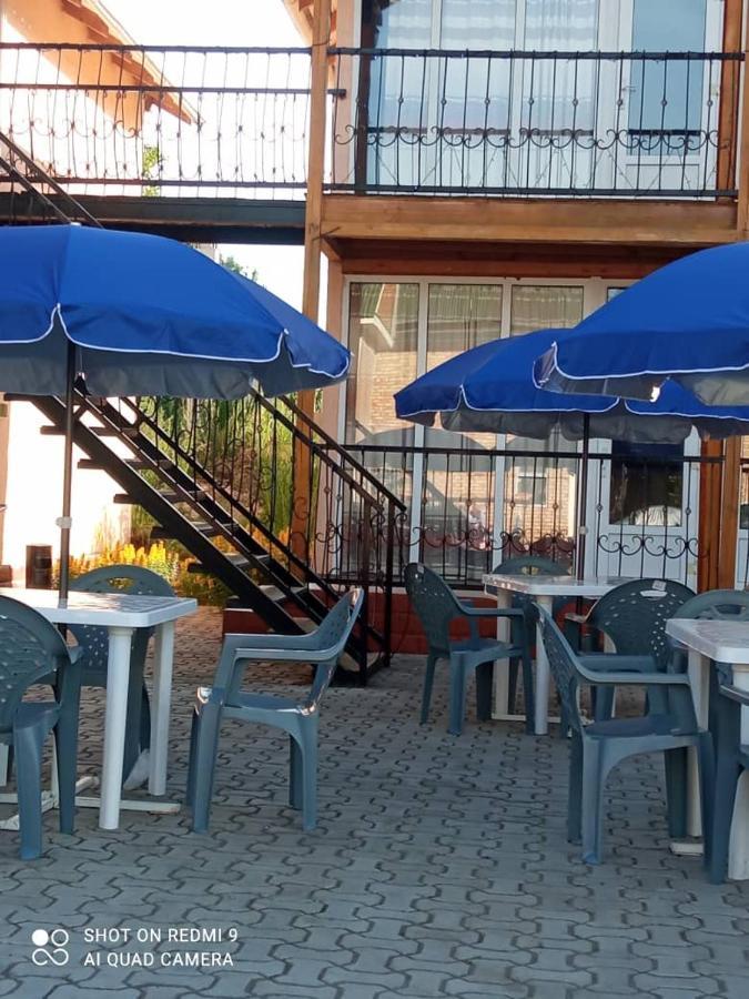 Гостевой Дом Байтик Hotel Bosteri Ngoại thất bức ảnh